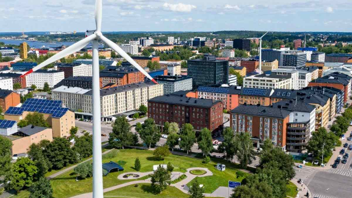 Het heeft ook wereldwijd erkende voorbeelden van recyclingpraktijken.