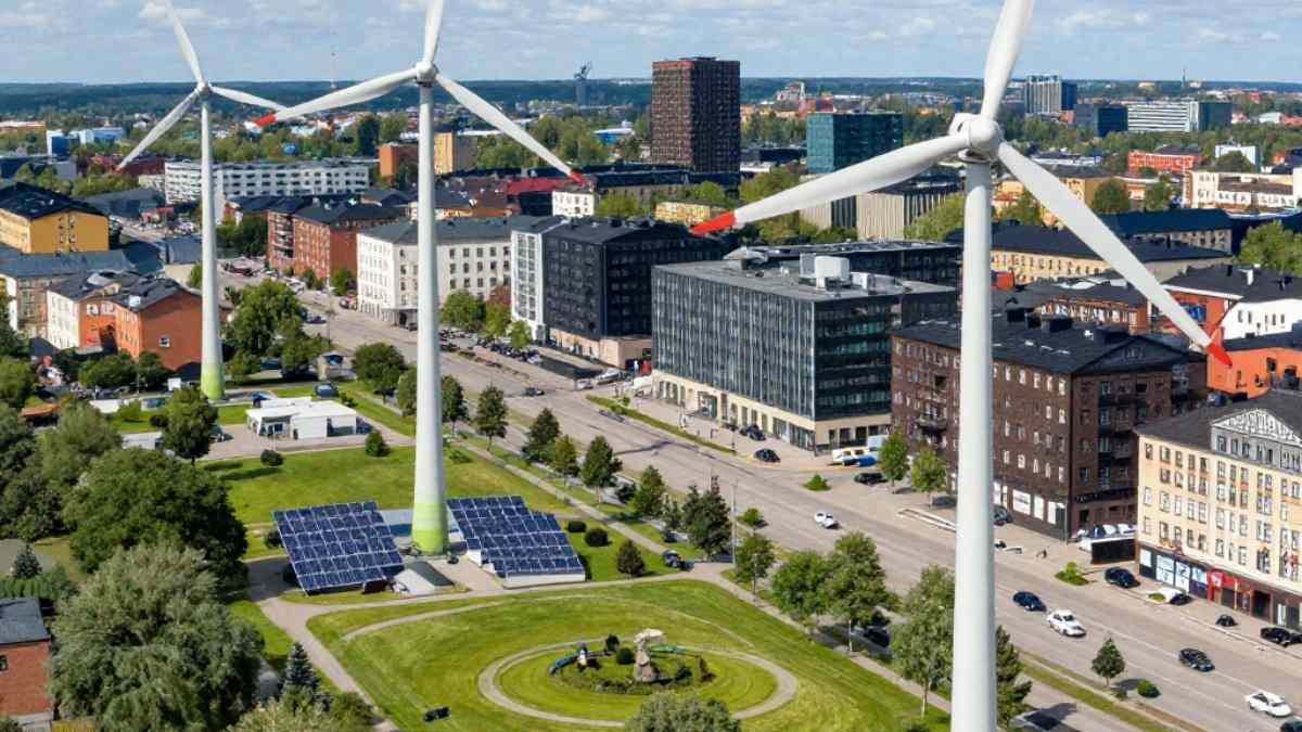 Dienovereenkomstig zijn de investeringen in schone energiebronnen zoals wind- en zonne-energie toegenomen en is er een focus gelegd op milieuvriendelijke technologieën.