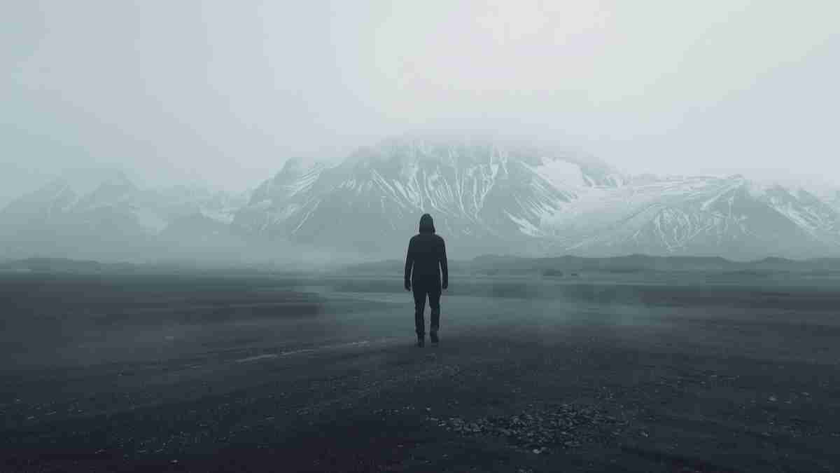 Deze situatie beïnvloedt het evenwichtige ontwikkelingsproces van de regio.